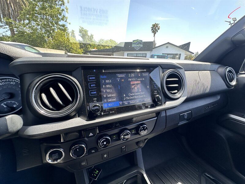 2017 Toyota Tacoma TRD Off-Road - Photo 22 - Vista, CA 92084