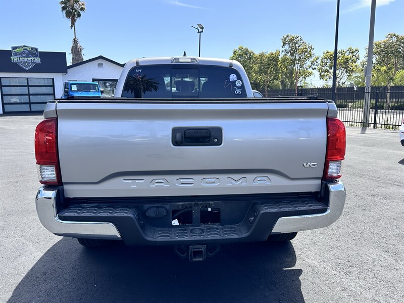 2017 Toyota Tacoma TRD Off-Road - Photo 5 - Vista, CA 92084