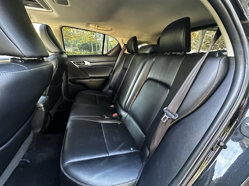 2017 Lexus CT 200h - Photo 36 - Vista, CA 92084