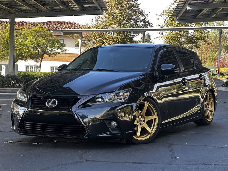 2017 Lexus CT 200h - Photo 8 - Vista, CA 92084