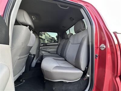 2014 Toyota Tacoma V6   - Photo 24 - Vista, CA 92084