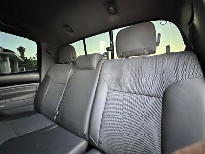 2014 Toyota Tacoma V6   - Photo 25 - Vista, CA 92084