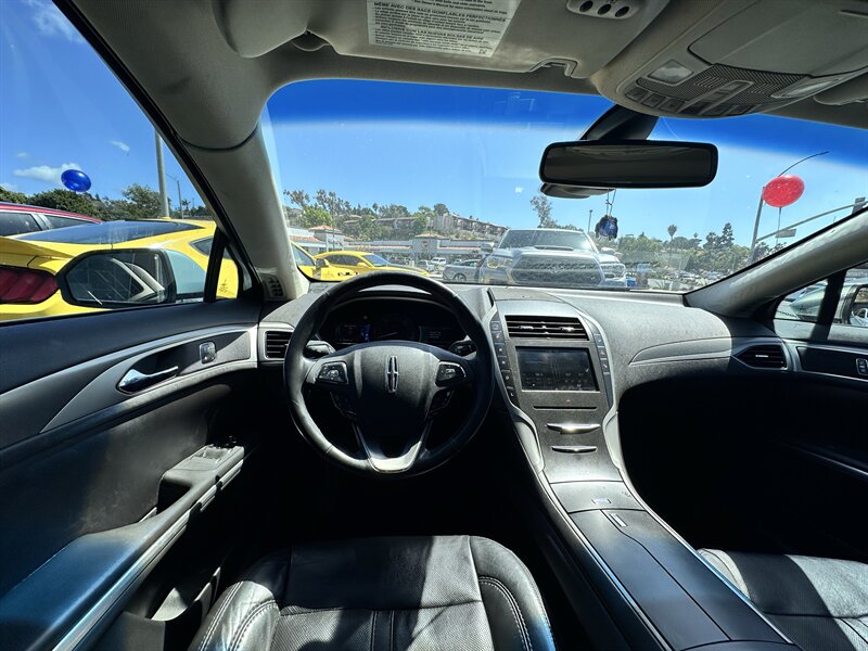2014 Lincoln MKZ Hybrid - Photo 16 - Vista, CA 92084