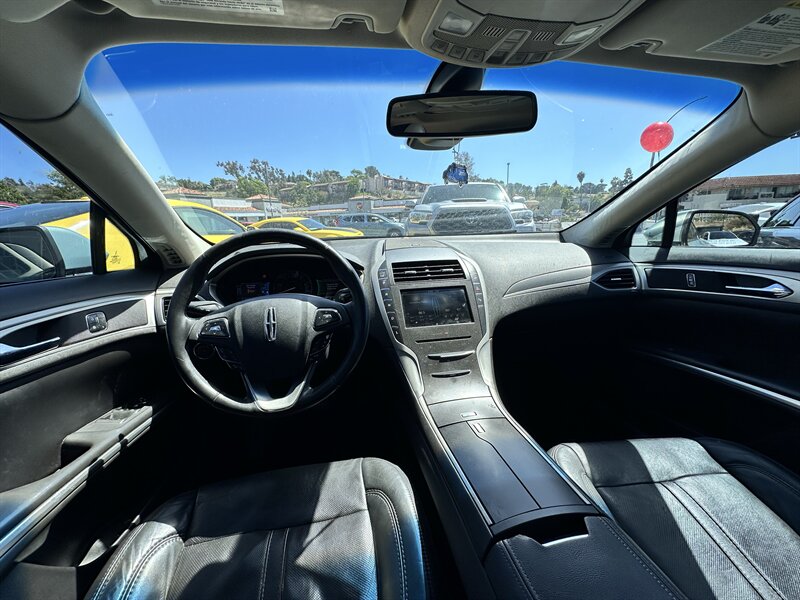 2014 Lincoln MKZ Hybrid - Photo 14 - Vista, CA 92084