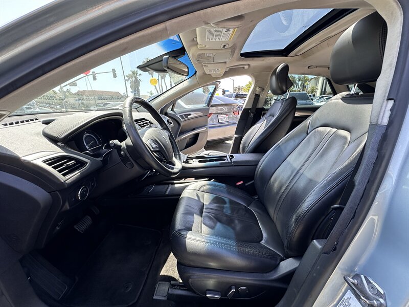 2014 Lincoln MKZ Hybrid - Photo 13 - Vista, CA 92084