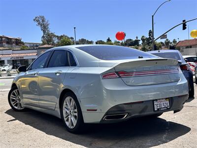 2014 Lincoln MKZ Hybrid - Photo 2 - Vista, CA 92084