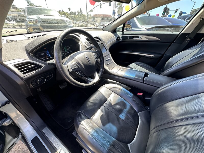 2014 Lincoln MKZ Hybrid - Photo 17 - Vista, CA 92084