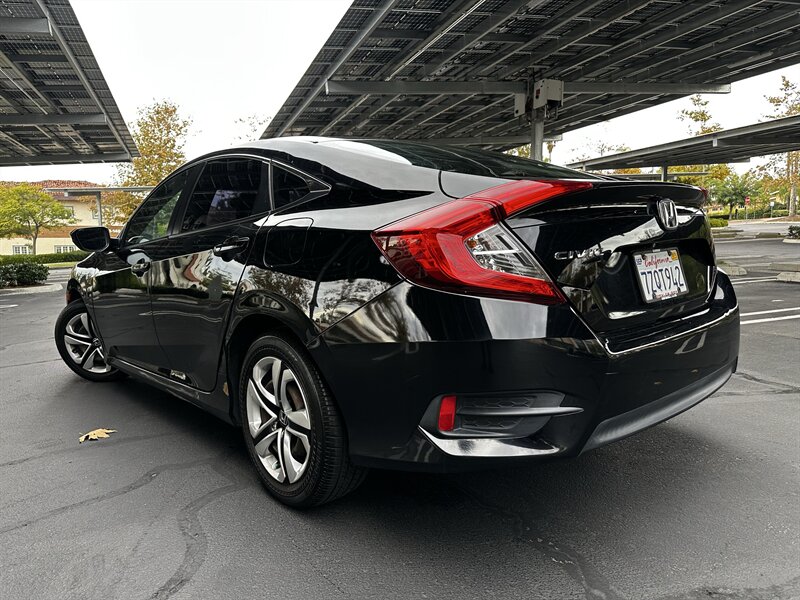2017 Honda Civic LX - Photo 12 - Vista, CA 92084