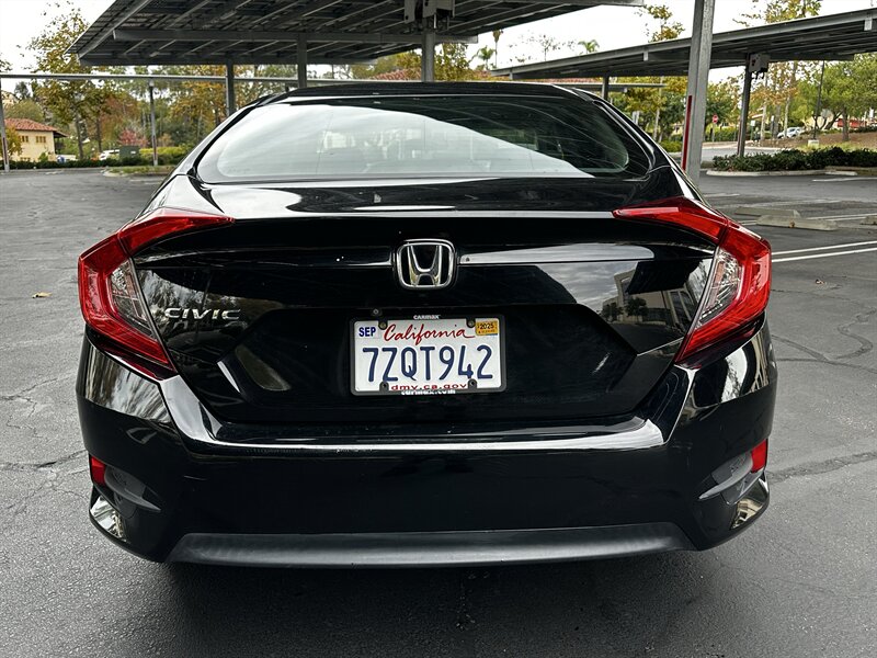 2017 Honda Civic LX - Photo 7 - Vista, CA 92084