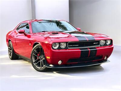 2012 Dodge Challenger SRT8 392   - Photo 2 - Vista, CA 92084