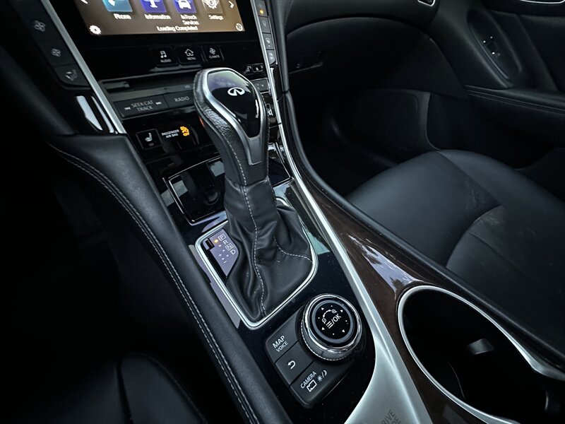 2018 INFINITI Q50 3.0T Luxe   - Photo 11 - Vista, CA 92084