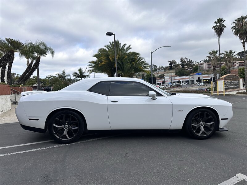 2019 Dodge Challenger R/T - Photo 14 - Vista, CA 92084