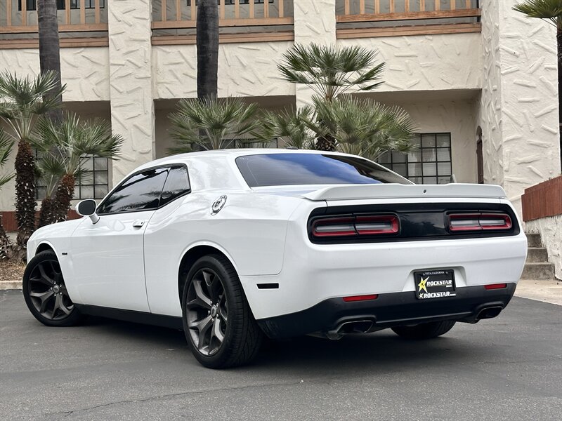 2019 Dodge Challenger R/T - Photo 4 - Vista, CA 92084
