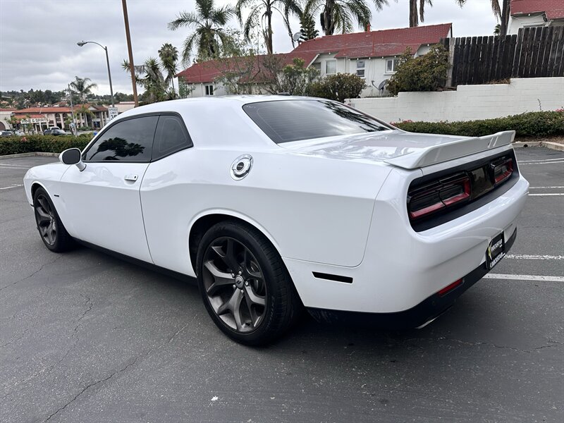2019 Dodge Challenger R/T - Photo 11 - Vista, CA 92084