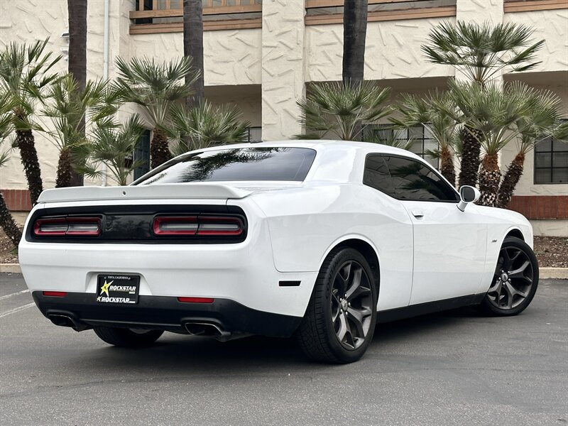 2019 Dodge Challenger R/T - Photo 2 - Vista, CA 92084