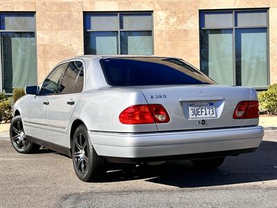 1997 Mercedes-Benz E 320   - Photo 2 - Vista, CA 92084