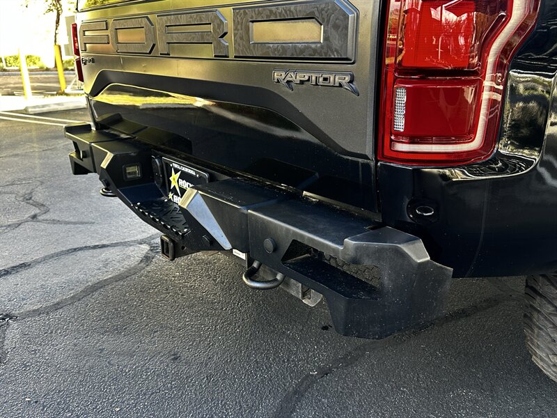 2017 Ford F-150 Raptor - Photo 11 - Vista, CA 92084
