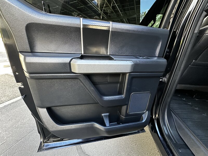 2017 Ford F-150 Raptor - Photo 37 - Vista, CA 92084