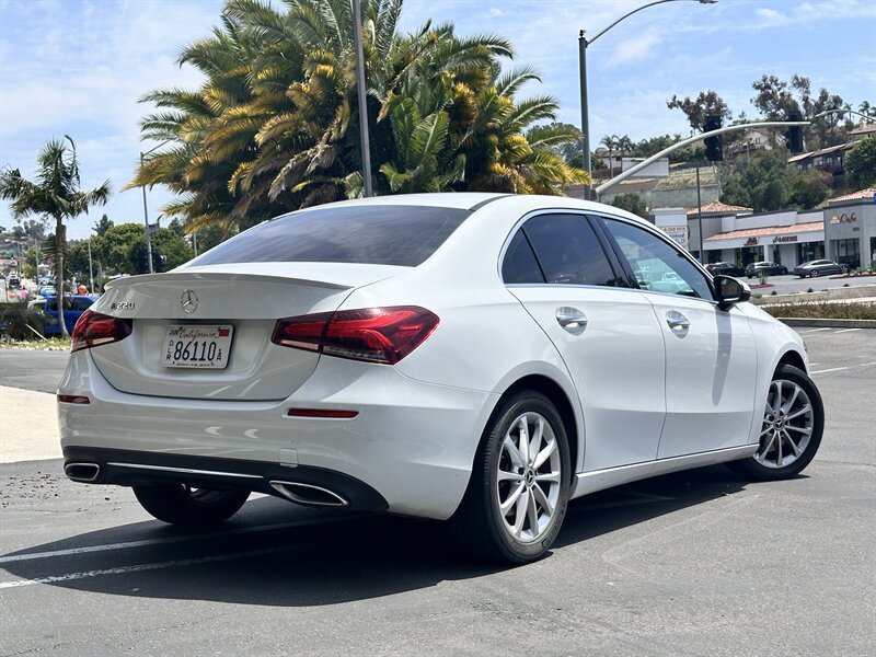 2020 Mercedes-Benz A 220 * AMBINET LIGHTING * MOONROOF * - Photo 2 - Vista, CA 92084