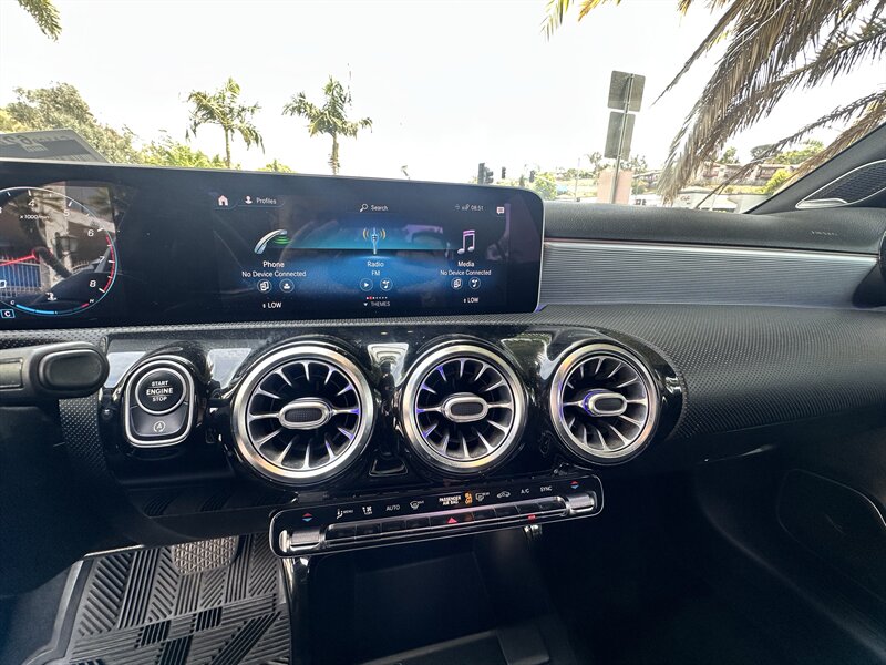 2020 Mercedes-Benz A 220 * AMBINET LIGHTING * MOONROOF * - Photo 25 - Vista, CA 92084