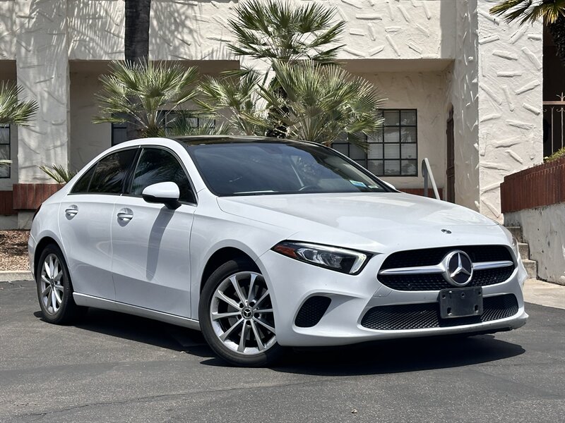 2020 Mercedes-Benz A 220 * AMBINET LIGHTING * MOONROOF * - Photo 3 - Vista, CA 92084