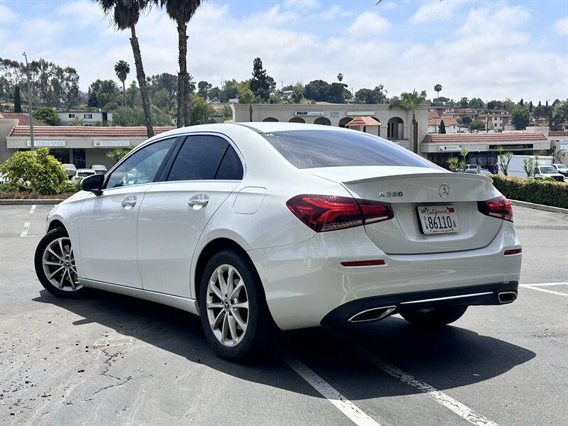 2020 Mercedes-Benz A 220 * AMBINET LIGHTING * MOONROOF * - Photo 4 - Vista, CA 92084