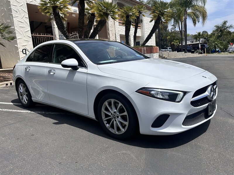 2020 Mercedes-Benz A 220 * AMBINET LIGHTING * MOONROOF * - Photo 8 - Vista, CA 92084