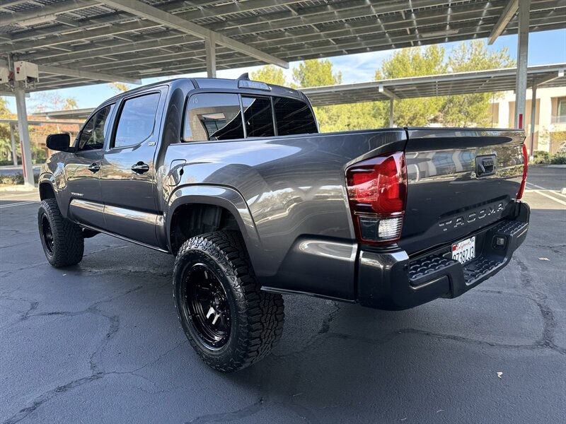 2018 Toyota Tacoma SR5 - Photo 19 - Vista, CA 92084