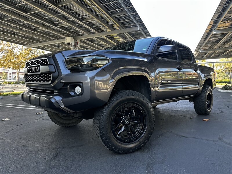 2018 Toyota Tacoma SR5 - Photo 3 - Vista, CA 92084