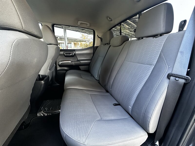 2018 Toyota Tacoma SR5 - Photo 29 - Vista, CA 92084