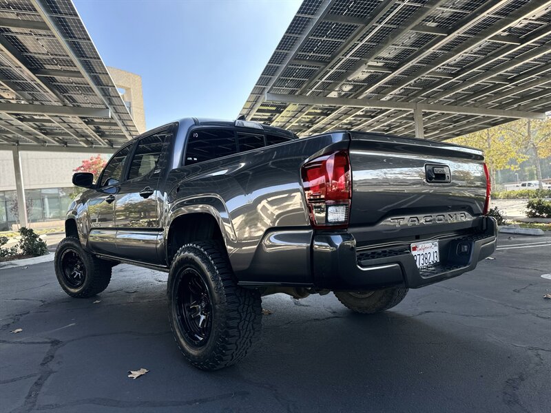 2018 Toyota Tacoma SR5 - Photo 16 - Vista, CA 92084