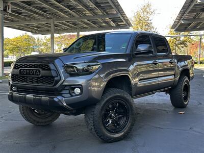 2018 Toyota Tacoma SR5 - Photo 1 - Vista, CA 92084
