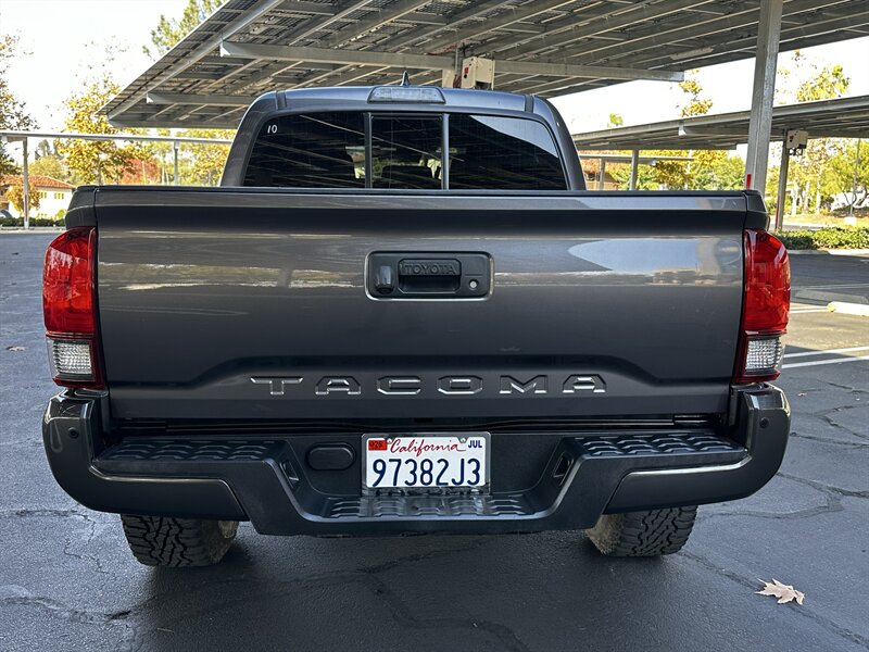 2018 Toyota Tacoma SR5 - Photo 38 - Vista, CA 92084