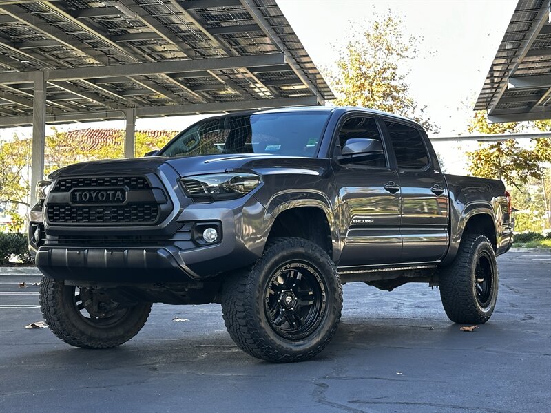2018 Toyota Tacoma SR5 - Photo 5 - Vista, CA 92084