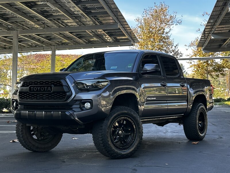 2018 Toyota Tacoma SR5 - Photo 18 - Vista, CA 92084