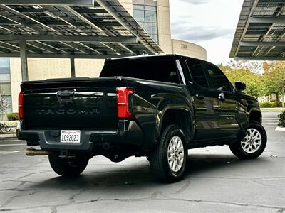 2024 Toyota Tacoma SR5   - Photo 10 - Vista, CA 92084