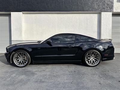 2013 Ford Mustang V6   - Photo 4 - Vista, CA 92084