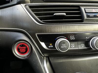 2019 Honda Accord LX   - Photo 18 - Vista, CA 92084