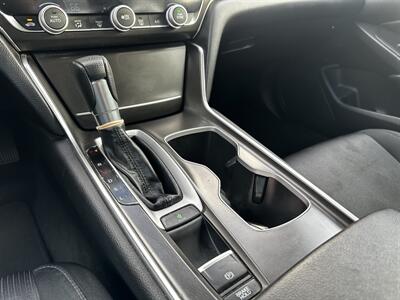 2019 Honda Accord LX   - Photo 19 - Vista, CA 92084