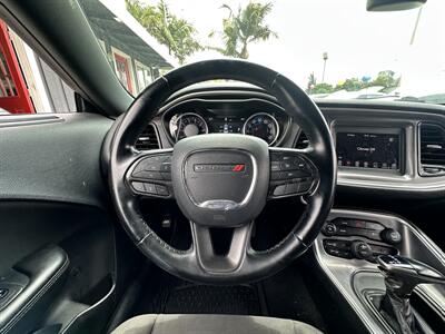 2020 Dodge Challenger SXT * 22 " RIMS * EXHAUST * LOW MILES * WINDOW TINT   - Photo 17 - Vista, CA 92084