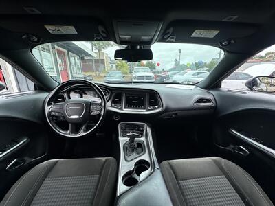 2020 Dodge Challenger SXT * 22 " RIMS * EXHAUST * LOW MILES * WINDOW TINT   - Photo 20 - Vista, CA 92084