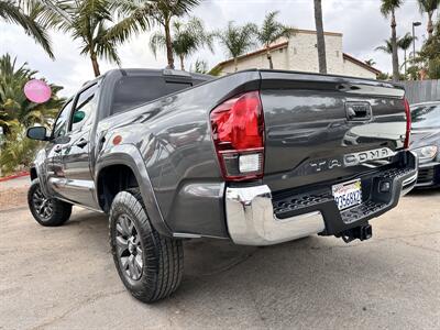 2020 Toyota Tacoma SR5 V6   - Photo 16 - Vista, CA 92084