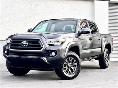 2020 Toyota Tacoma SR5 V6  