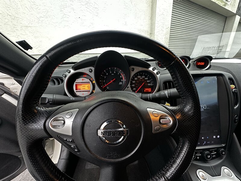 2009 Nissan 370Z Touring * LOW MILES * BLACK RIMS * EXHAUST * - Photo 23 - Vista, CA 92084