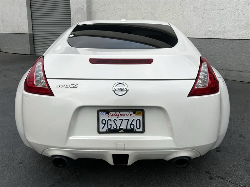 2009 Nissan 370Z Touring * LOW MILES * BLACK RIMS * EXHAUST * - Photo 6 - Vista, CA 92084