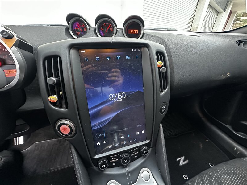 2009 Nissan 370Z Touring * LOW MILES * BLACK RIMS * EXHAUST * - Photo 22 - Vista, CA 92084