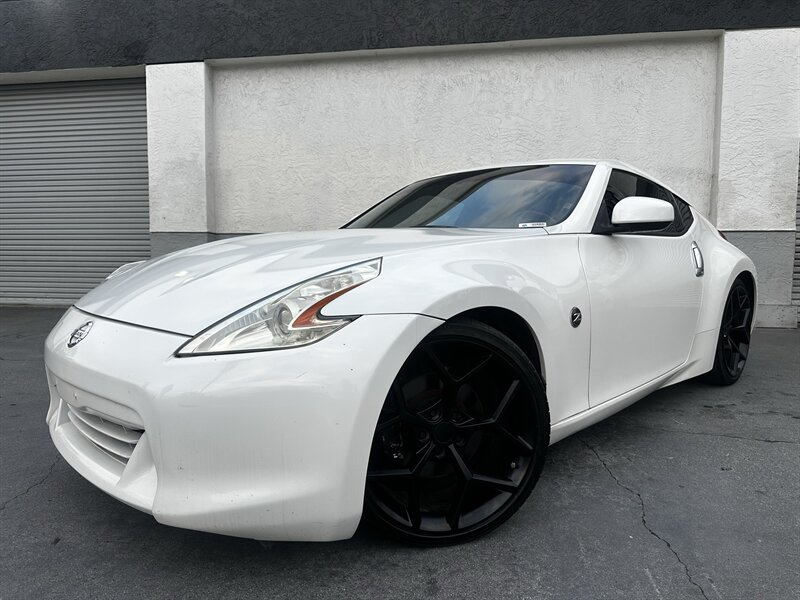 2009 Nissan 370Z Touring * LOW MILES * BLACK RIMS * EXHAUST * - Photo 9 - Vista, CA 92084