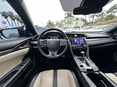 2018 Honda Civic Sport Touring   - Photo 18 - Vista, CA 92084