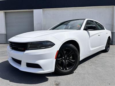 2022 Dodge Charger SXT - Photo 2 - Vista, CA 92084