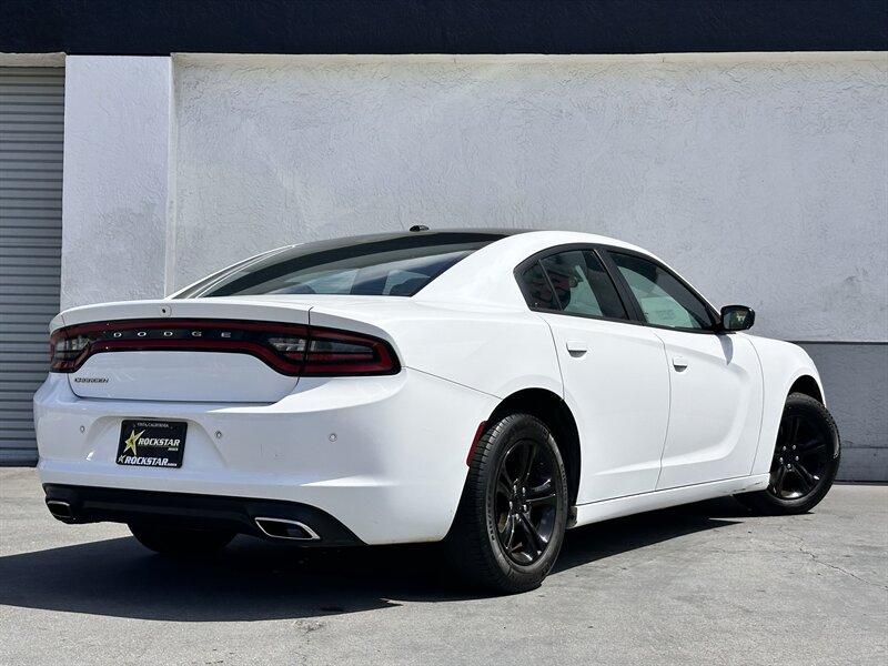 2022 Dodge Charger SXT - Photo 11 - Vista, CA 92084